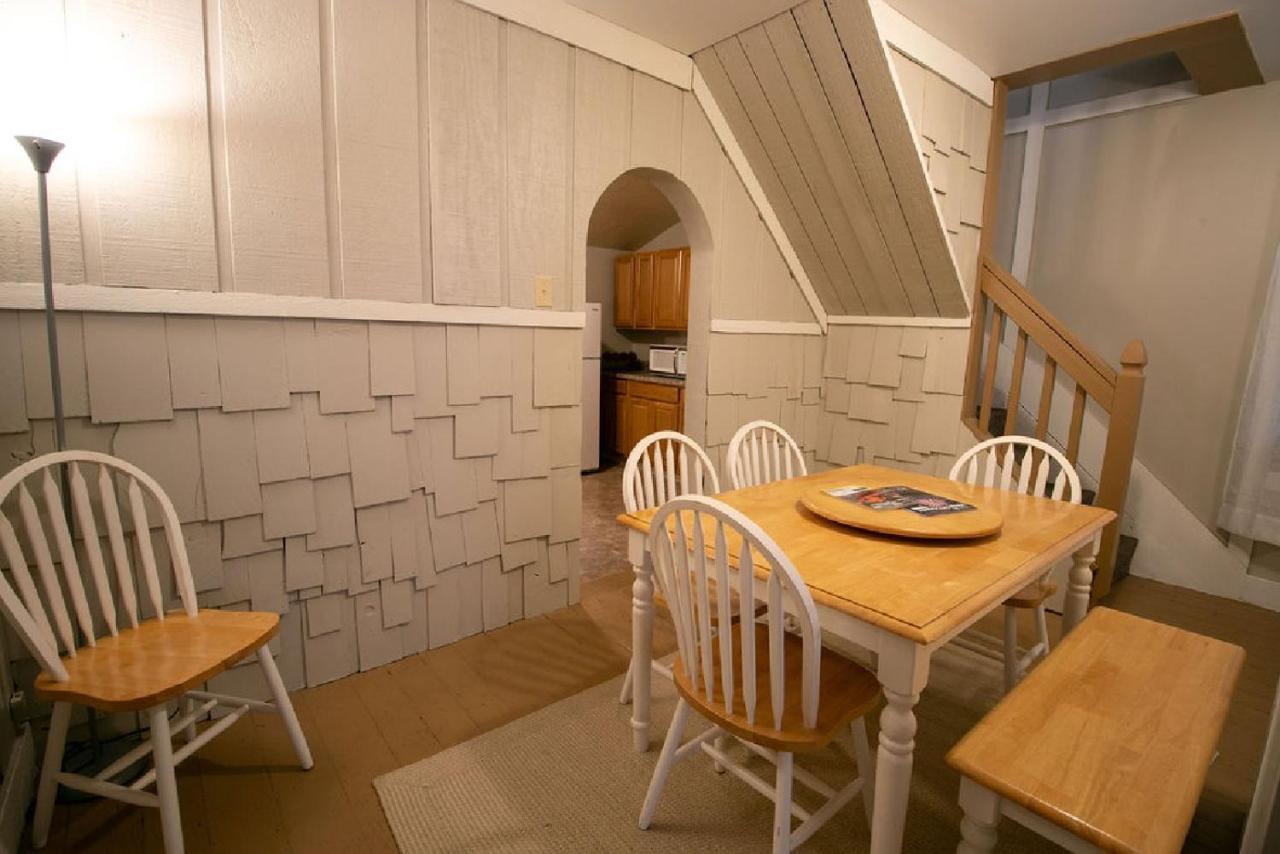 Downtown 2 Bedroom Cottage, Sleeps 6, Walking Distance To Honeywell, Downtown Restaurants, Shopping Wabash Exterior foto