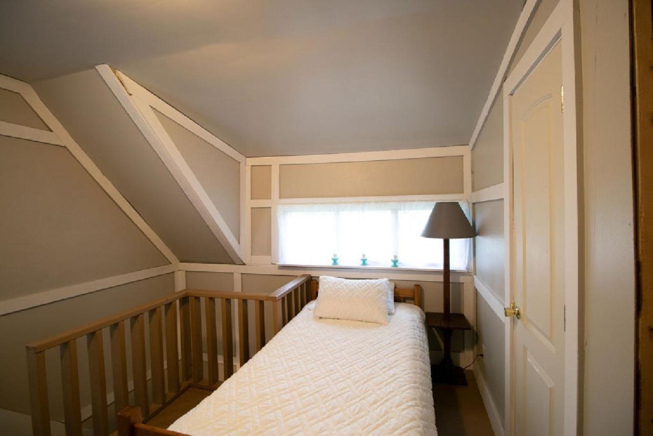 Downtown 2 Bedroom Cottage, Sleeps 6, Walking Distance To Honeywell, Downtown Restaurants, Shopping Wabash Exterior foto